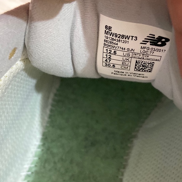 New Balance 928V3 Walking Shoes White Leather Lace Up Sneakers Men's 12.5 6E - Picture 13 of 17